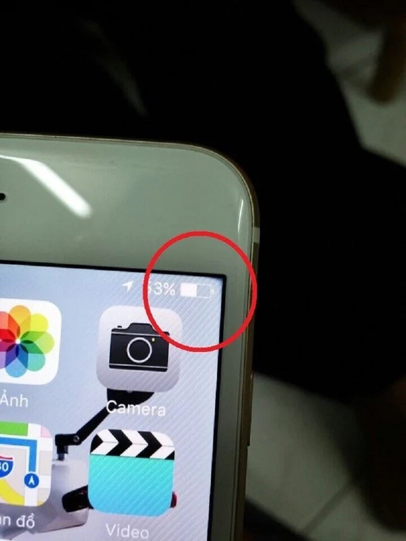 Iphone 7 plus bị hở cạnh trên màn hình | Viết bởi nanguyen102